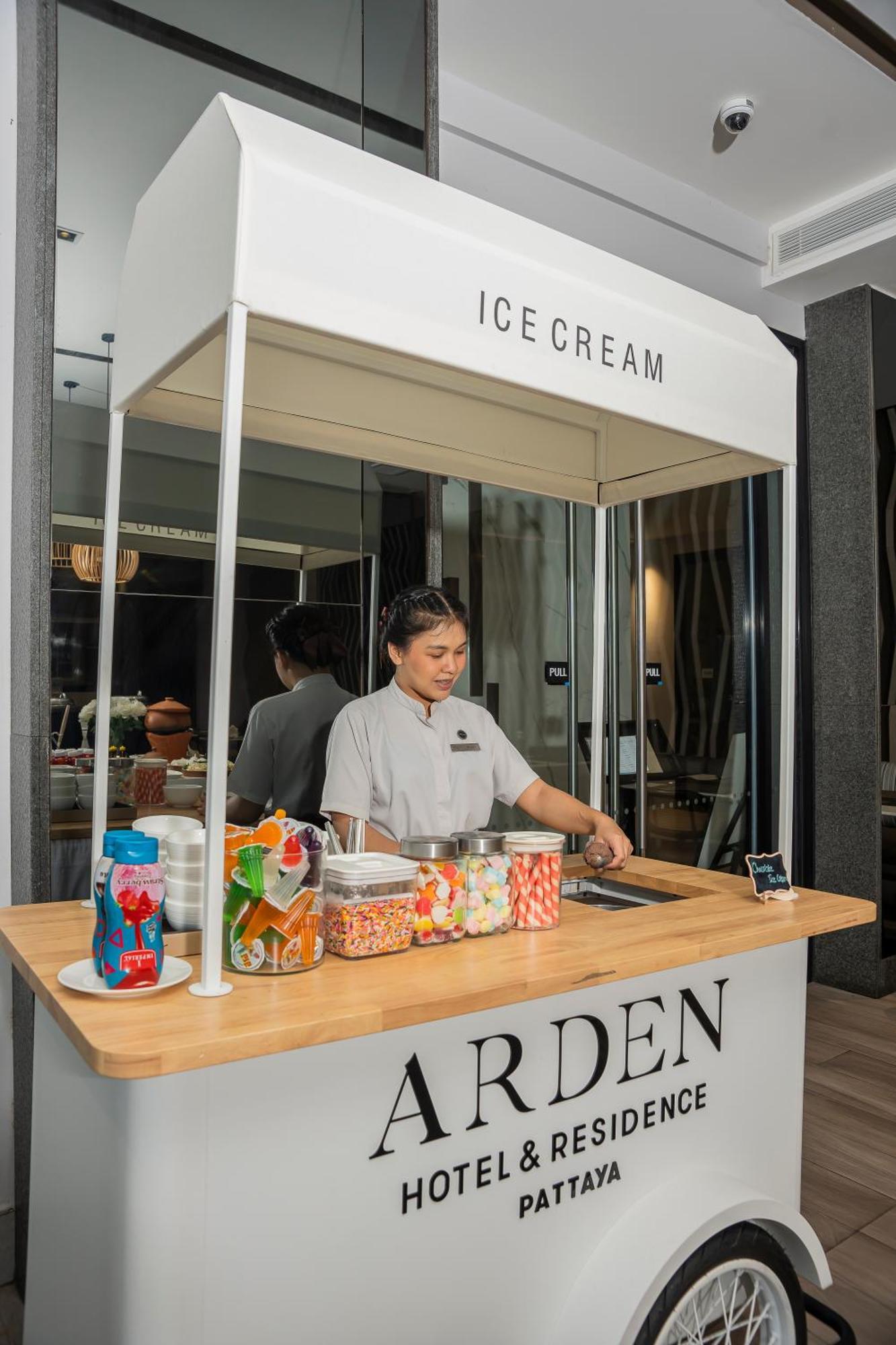 Arden Hotel And Residence By At Mind Csonburi Kültér fotó