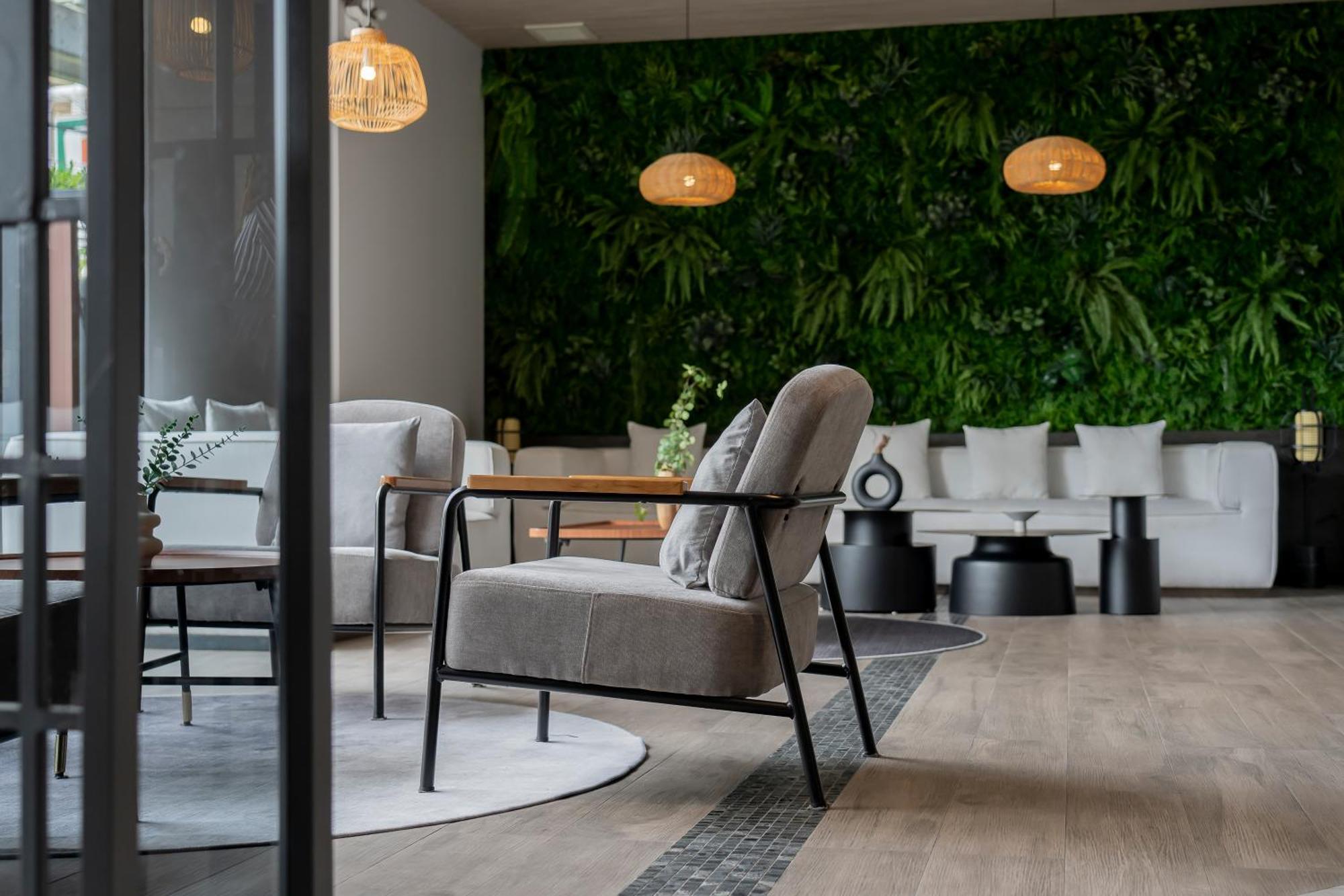 Arden Hotel And Residence By At Mind Csonburi Kültér fotó